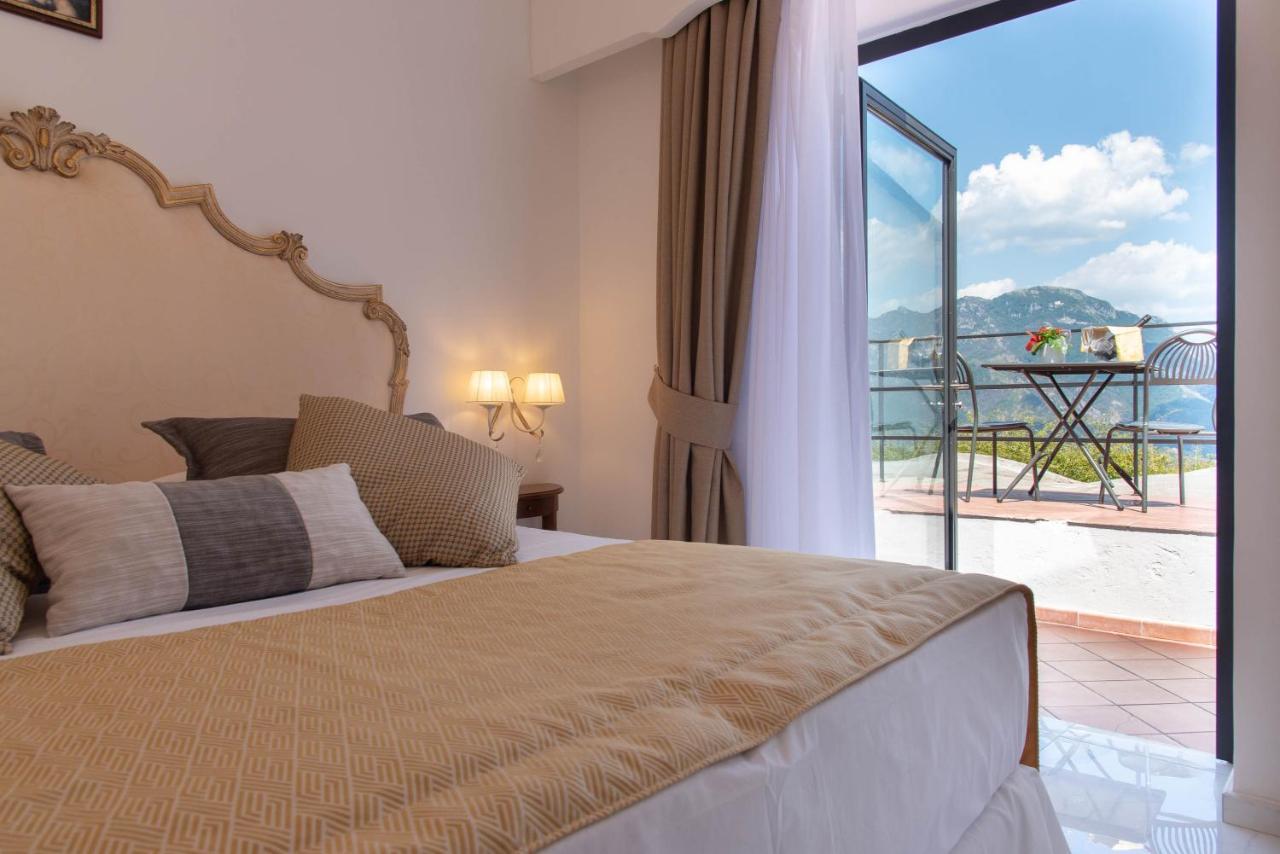 Villa Amore ราเวลโล ภายนอก รูปภาพ